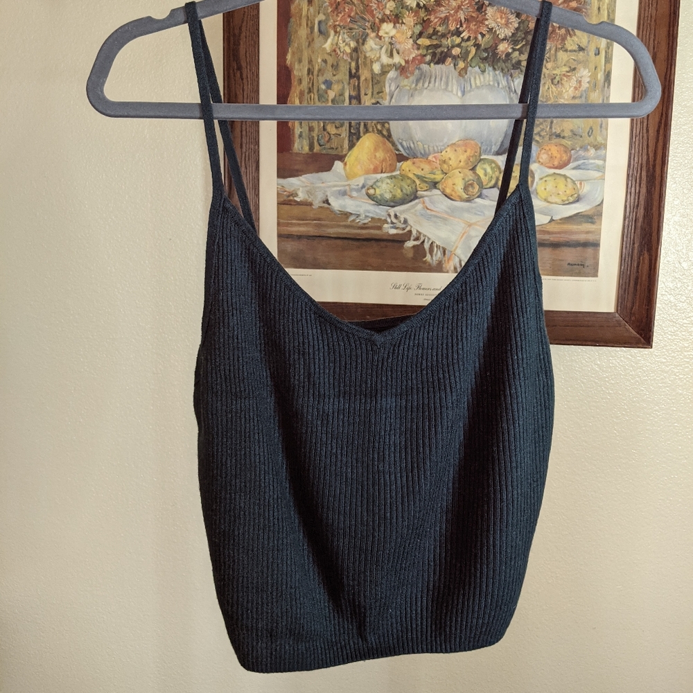 Tank top crop